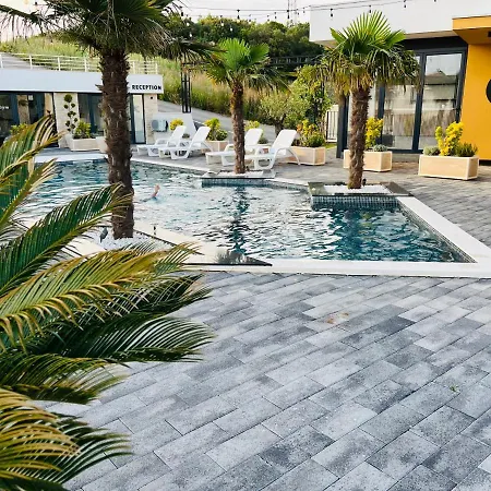 Art'S Apartment Mit Pool Ulcinj Pinjes Exterior photo
